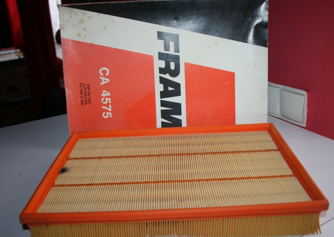 CA575-Fram vzduchový filtr