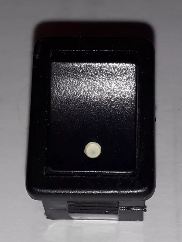 mini vypínač dvou pinový černý 17x12,5x20,5mm