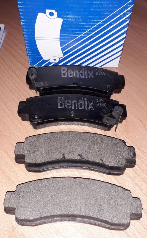 brzdová zadní destička Bendix pro vozy Nissan 100NX+Sunny III
