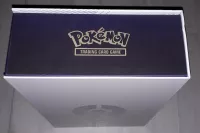 Pokemon TCG: Meč a štít Ultra Premium POUZE PRÁZDNÁ KRABICE