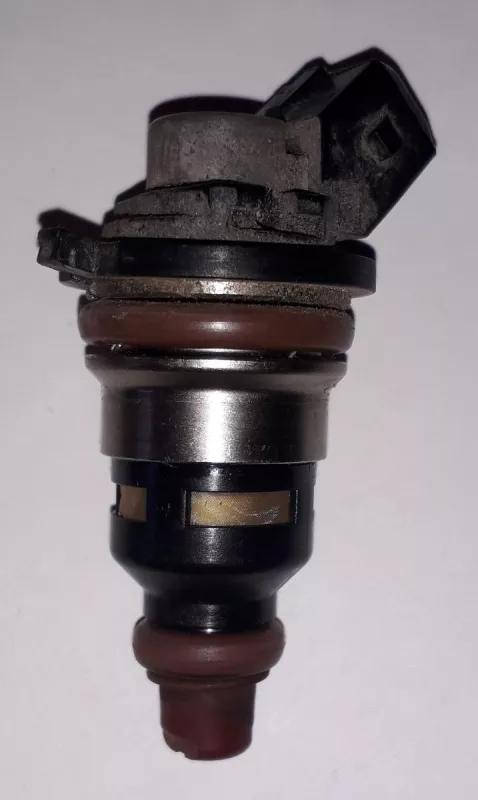 vstřikovač benzínu Injecteur Ford Mondeo MK 1 93-96 2.0 16V