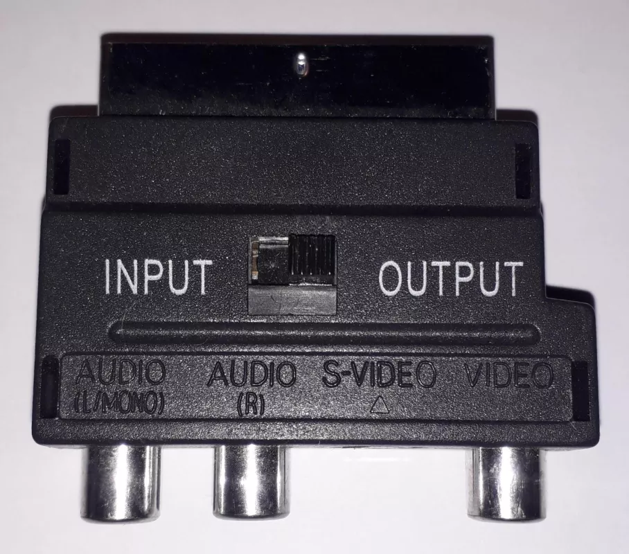 Scart adapter