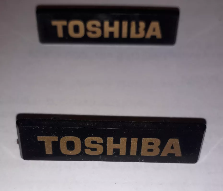 nápis Toshiba sada dvou kusů