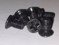 šroub 3x4,5mm se zápustnou hlavou 5mm