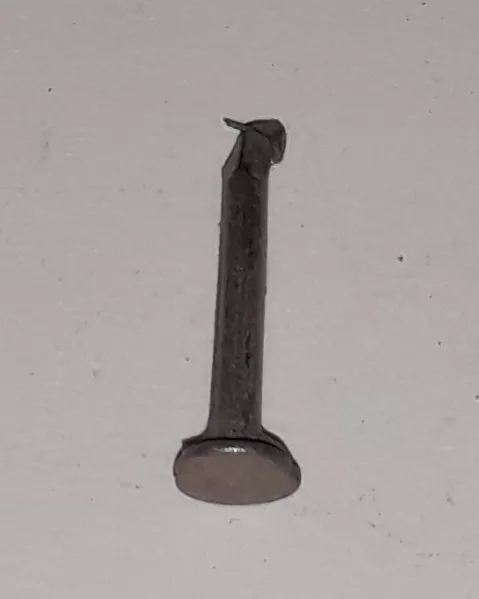 hřebíky 1,4x12mm 66 gramů